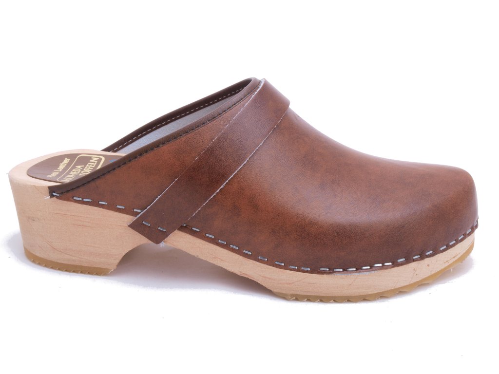 Moheda – buy classic Swedish clogs and wooden shoes
